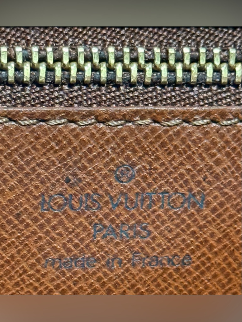 Louis Vuitton Vintage Pochette Sellier Dragonne Clutch Epi Leather - Picture 13 of 14
